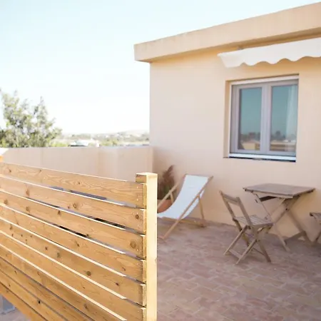 Nexo Surf House